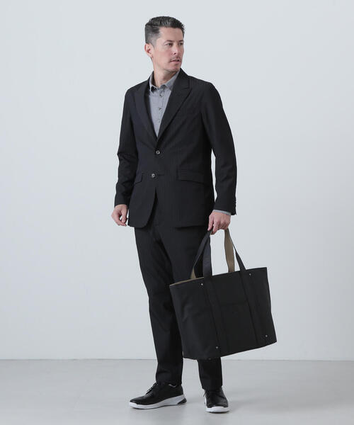 St ANDREWS ブラックトートバッグ　美品 St ANDREWS トートバッグ 「St ANDREWS」合皮エンボストートバッグ