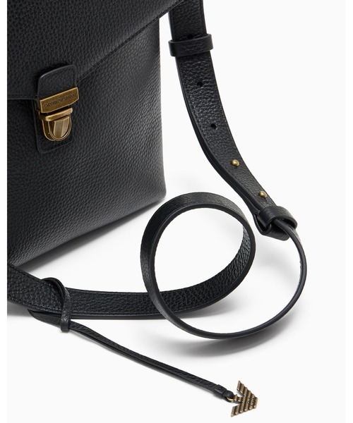 EMPORIO ARMANI ショルダーバッグ 「エンポリオ アルマーニ」レザー