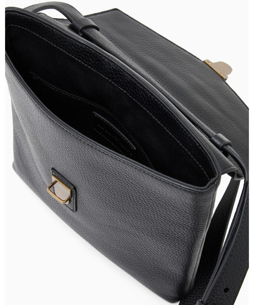EMPORIO ARMANI ショルダーバッグ 「エンポリオ アルマーニ」レザー