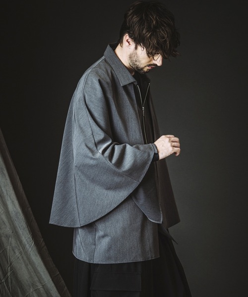 NO ID.（ノーアイディー） シャツ 「NO ID.」Layered Cape Zip Shirt
