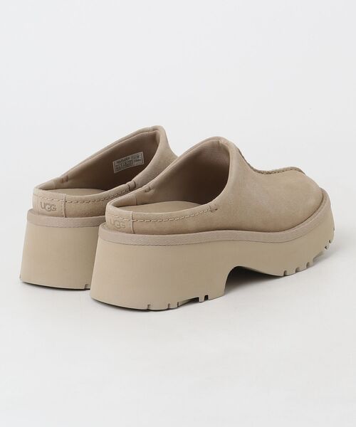 UGG ベージュ プラットフォームスリッポン24cm UGG ベージュ プラットフォームスリッポン24cm ブーツのエッセンスを