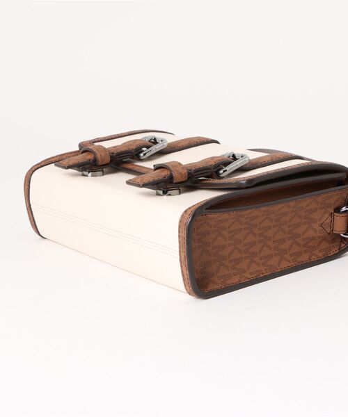 【ほぼ未使用】MICHAEL KORS ボディバッグ メンズ レザー ブラウン MICHAEL KORS（マイケルコース） ショルダーバッグ TRUNK XBODY クロス