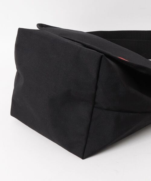 「Manhattan Portage」 刺繍メッセンジャーバッグ - ブラック レディース_画像3