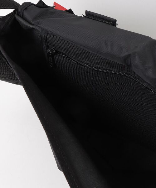 「Manhattan Portage」 刺繍メッセンジャーバッグ - ブラック レディース_画像4