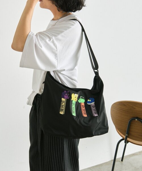 ear PAPILLONNER（イア パピヨネ） ショルダーバッグ バッグ 「PEZ