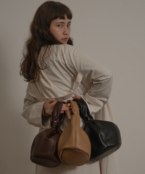 ショルダーバッグ lawgy drawstring 2way bag lawgy（ラウジー）の「drawstring 2way bag（ハンドバッグ）」 - WEAR