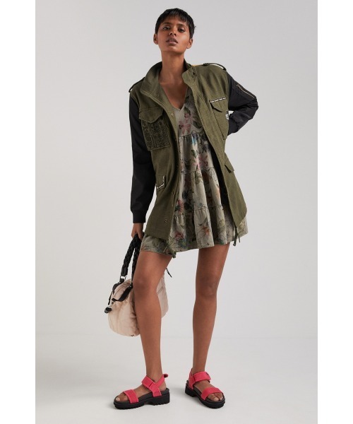 Desigual（デシグアル） アウター ミッキーマウス ハイブリッドモッズ