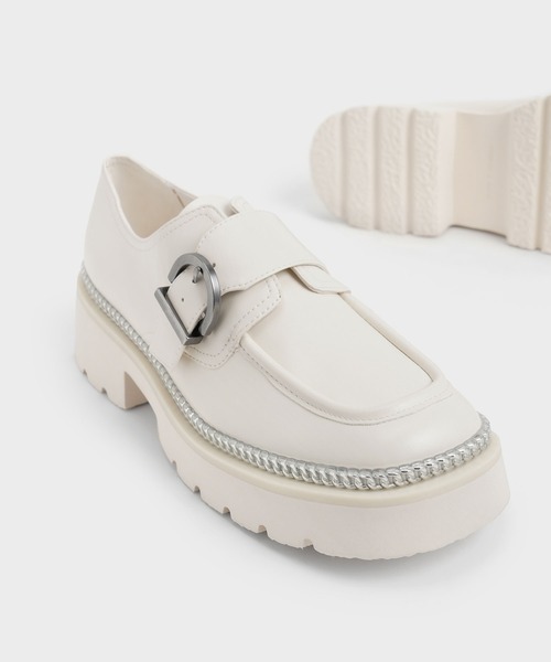 CHARLES ＆ KEITH（チャールズ&キース） ローファー バックルチェーン 