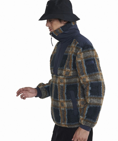 AIGLE（エーグル） ブルゾン アウター 裾ドロストコード ハイネック