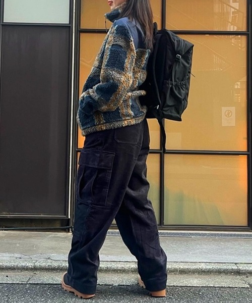 AIGLE（エーグル） ブルゾン アウター 裾ドロストコード ハイネック