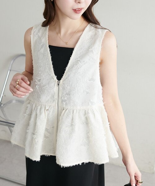 Dolce. 新品 フーディ フリルベスト フリルフードベスト | AND ON JIONE STORE（アンドオン）ジオン商事
