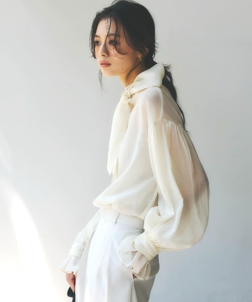 anuans（アニュアンス） ブラウス シャツ ハイネックシアーボウタイ