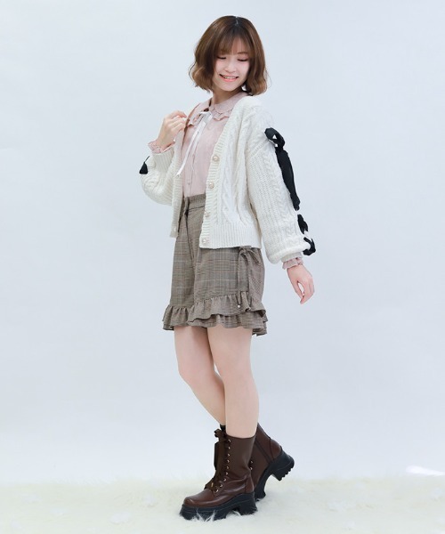 美品　axesfemme レースアップフリルカーディガン　アイボリー　M 激レア axes femme（アクシーズ ファム） カーディガン レースアップモール