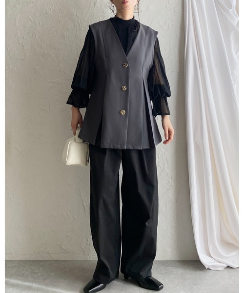 【美品】ティアラ　洗えるペプラムジレ　ネイビー　金ボタン　フォーマル　ベスト Vネック金ボタンペプラムベスト(bel-hr-0626) ネコポス発送10 | reca