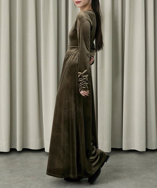 「Elishe」 長袖ワンピース 1 グレイッシュベージュ レディース_画像3