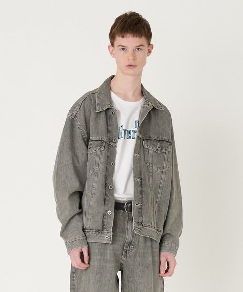 Levi