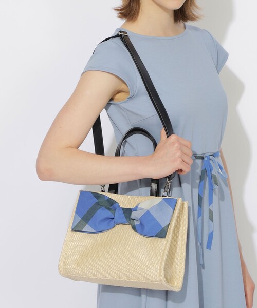 BLUE LABEL CRESTBRIDGE（ブルーレーベルクレストブリッジ
