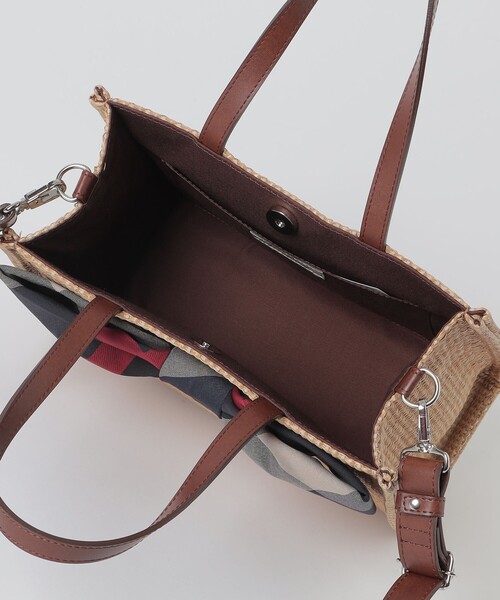 BLUE LABEL CRESTBRIDGE（ブルーレーベルクレストブリッジ