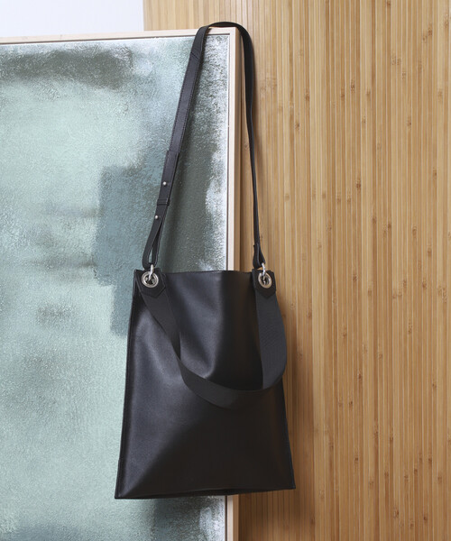 Firsthand（ファーストハンド） ショルダーバッグ バッグ COW LEATHER