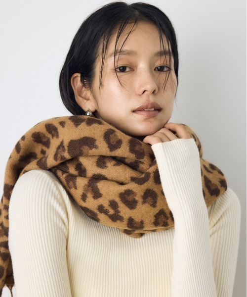 AZUL BY MOUSSY（アズールバイマウジー） ストール マフラー 「今年も