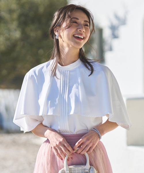 ルイルエブティック RUIRUE BOUTIQUE ピンタックケープスタンドカラーブラウス （マスタード） ルイルエブティック RUIRUE BOUTIQUE ピンタックケープスタンド