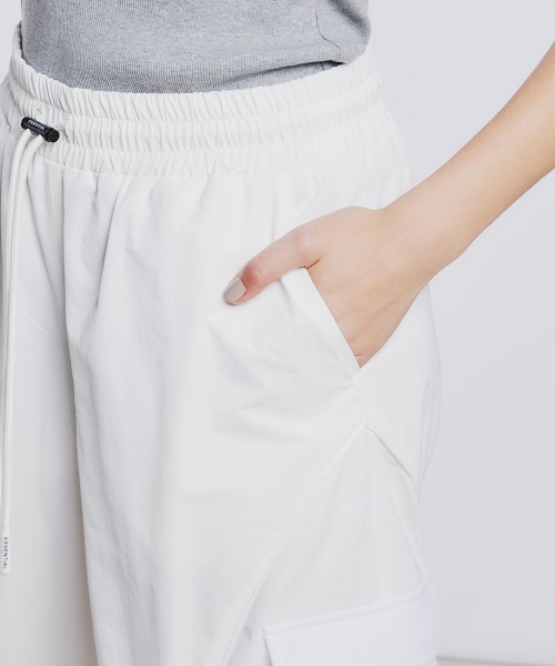 ESSENTIAL ホワイト カーゴパンツ　38 ESSENTIAL（DOUBLE STANDARD CLOTHING） カーゴパンツ シアー