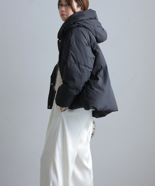La TOTALITE（ラ トータリテ） ダウン ダウンジャケット プリーツ