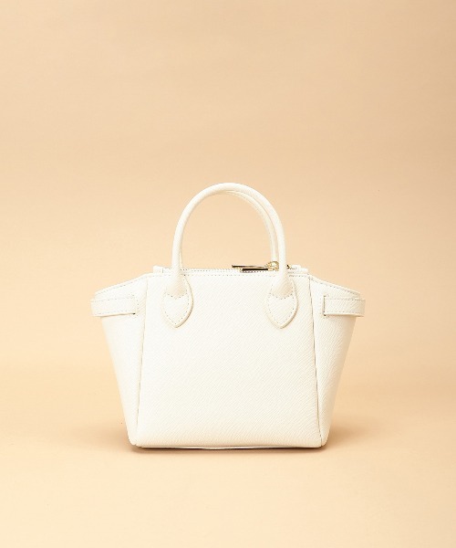 ①★新品 アゼル小　サマンサタバサ 白ハンドバッグ・:*★ Samantha Thavasa（サマンサタバサ） ハンドバッグ ベルトデザイン