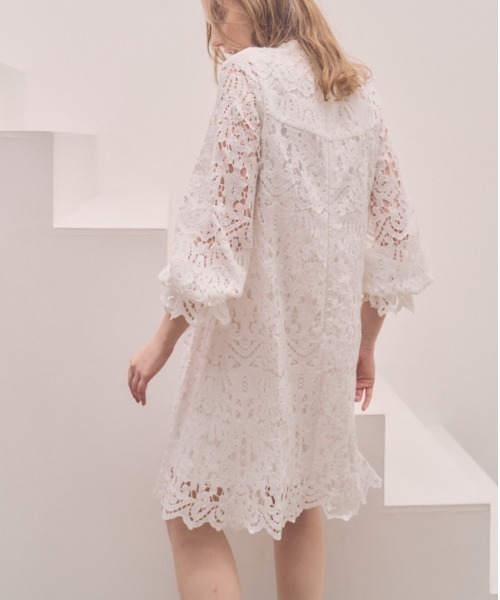 Meline M. ワンピース Embroidery lace mini one piece エンブロイ