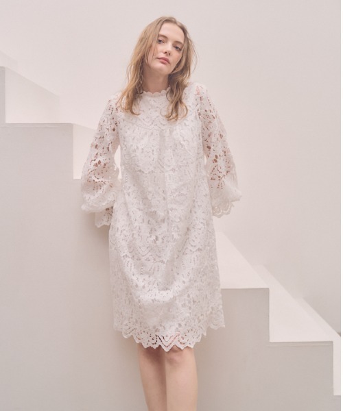 Meline M. ワンピース Embroidery lace mini one piece エンブロイ