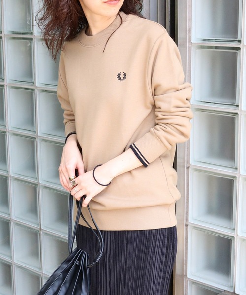 「FRED PERRY」 スウェットカットソー M ベージュ レディース