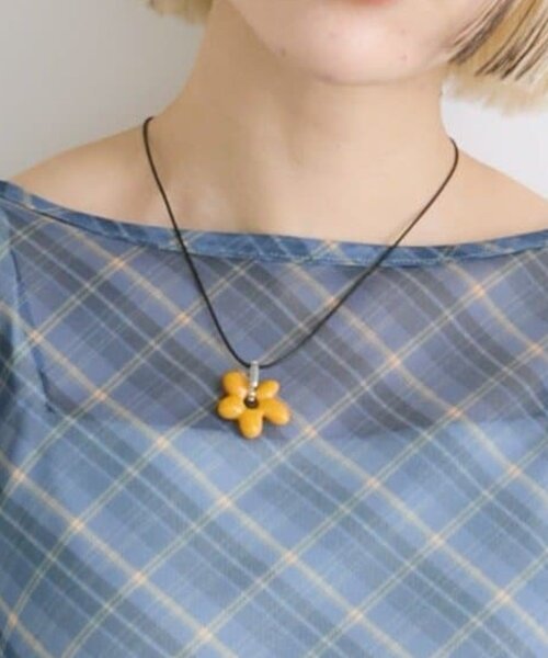 18KWG フラワーモチーフネックレス w closet（ダブルクローゼット） ネックレス フラワーモチーフ