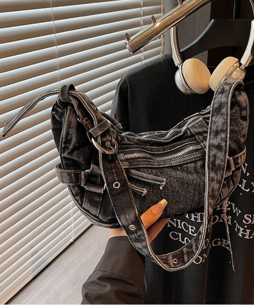 ブラックWデニム♡刺繍のA4すっぽりクッタリ肩掛けバッグ♡ ブラックWデニム♡刺繍のA4すっぽりクッタリ肩掛けバッグ♡