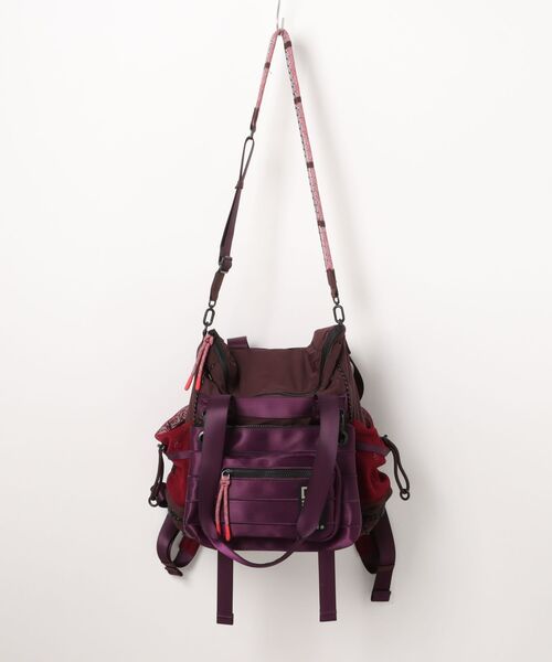 Desigual デジグアル　大型マルチポジションVOYAGERバックパック デシグアル Desigual 大型マルチポジションVoyagerバックパック