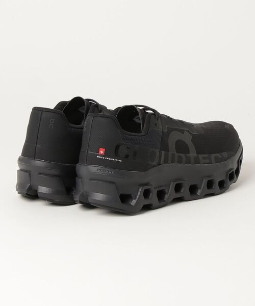 「On」 ローカットスニーカー 27糎 黒いこと メンズ
