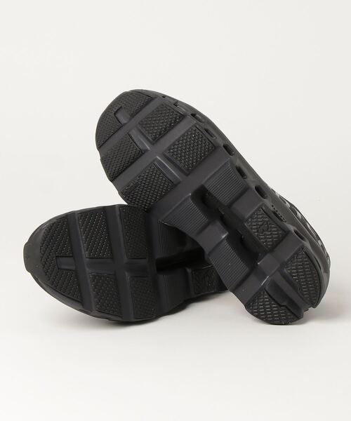 「On」 ローカットスニーカー 27糎 黒いこと メンズ