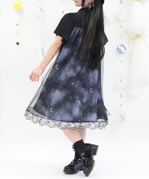 axes femme（アクシーズ ファム） ワンピース 半袖 ルミナスムーン柄