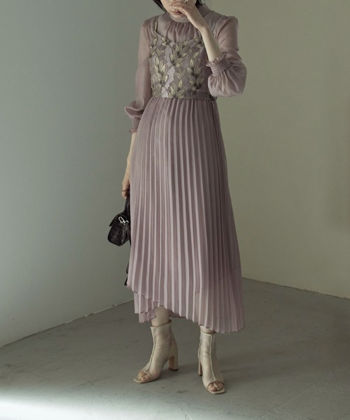 【未使用タグ付き✨】レースビスチェ×ボトルネックプリーツ結婚式ワンピースドレス 結婚式・パーティードレス】レースビスチェ×ボトルネック