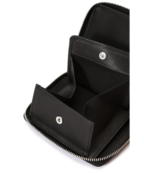 MARGARET HOWELL OILED LEATHER ブラック二つ折り財布 OILED LEATHER（財布）｜MARGARET HOWELL（マーガレットハウエル