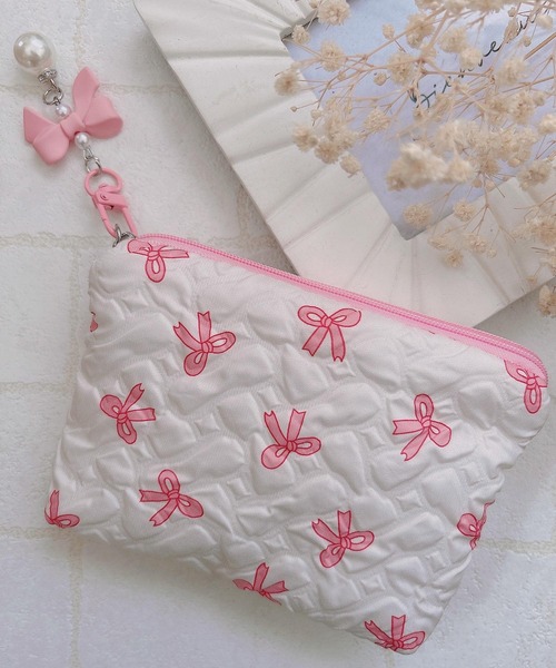 リボンが可愛いデイジーポーチ♡