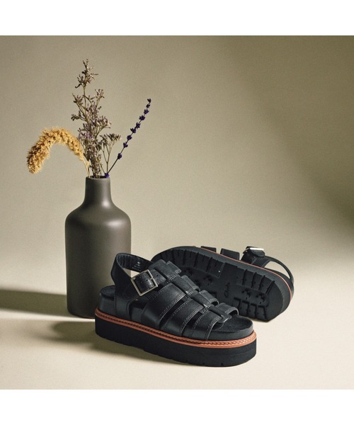 ★Clarks★オリアナ ツイスト ユーティリティ サンダル Clarks サンダル Orianna Twist / オリアンナツイスト(ブラック