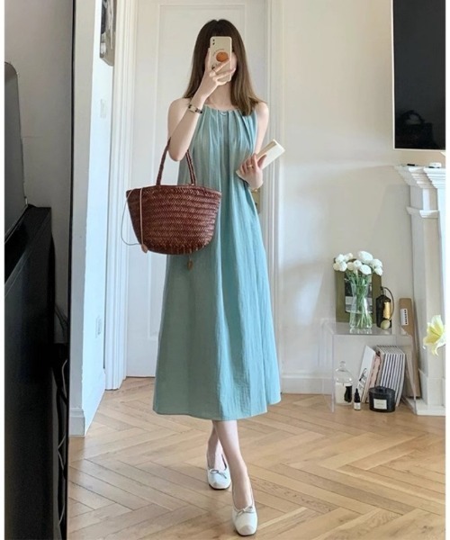 yq ワンピース ノースリーブのワンピース Aライン ネイビー 麻100