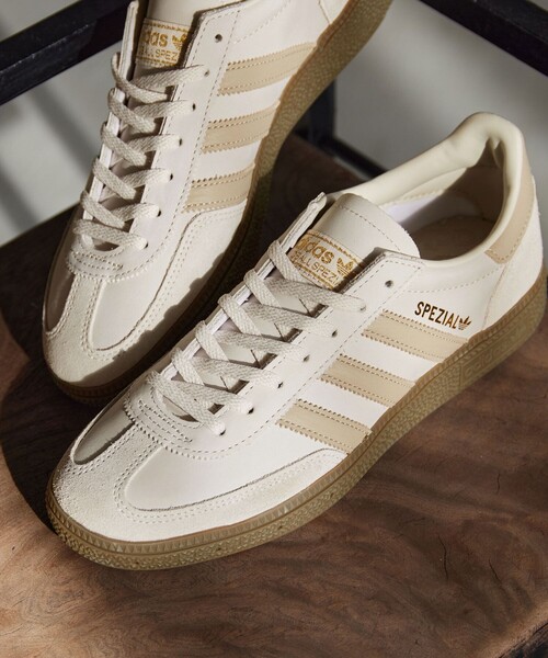 adidas ハンドボールスペツィアル スニーカー adidas Originals スニーカー 「国内EXCLUSIVE」「adidas Originals
