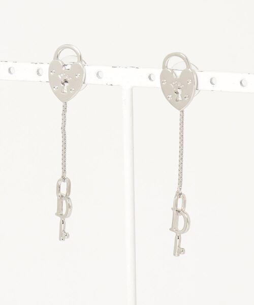 Christian Dior（クリスチャン・ディオール） ピアス（両耳用 