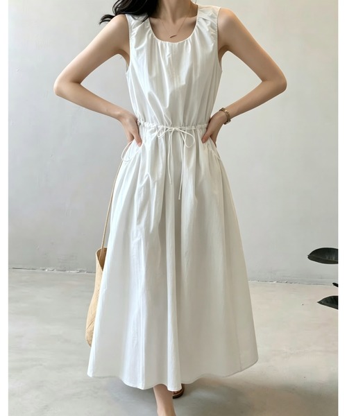 Aelina ワンピース Uネックドローストリングノースリーブワンピース