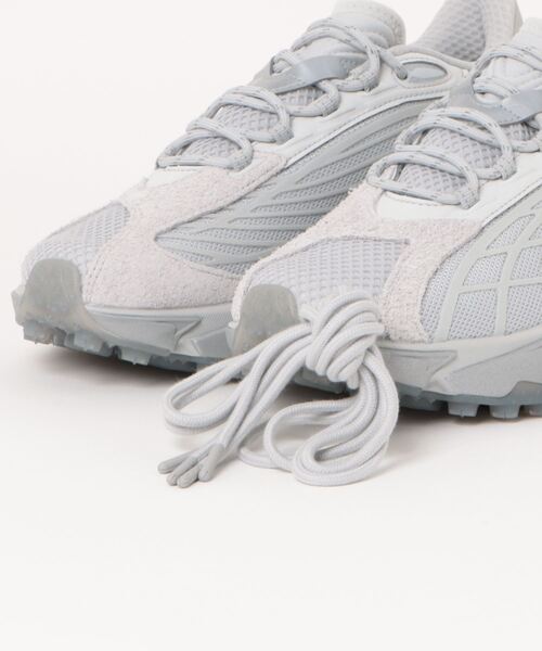 PUMA x PLEASURES メンズスニーカー グレー プーマ PUMA SPIREX PLEASURES （GLACIAL GRAY/COOL LIGHT GRAY