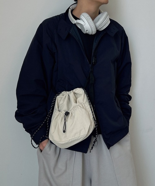 UNDERSTATEMENTs ショルダーバッグ 「ユニセックス」巾着