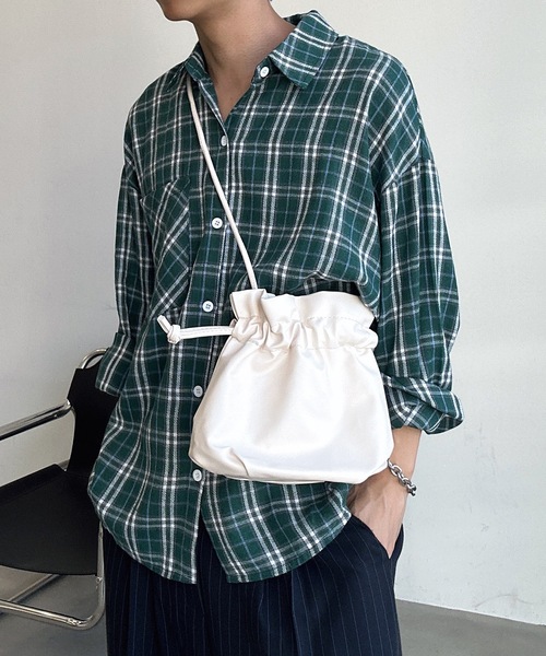 春夏 ユニセックス ミニショルダー バッグ UNDERSTATEMENTs ショルダーバッグ 「ユニセックス」巾着