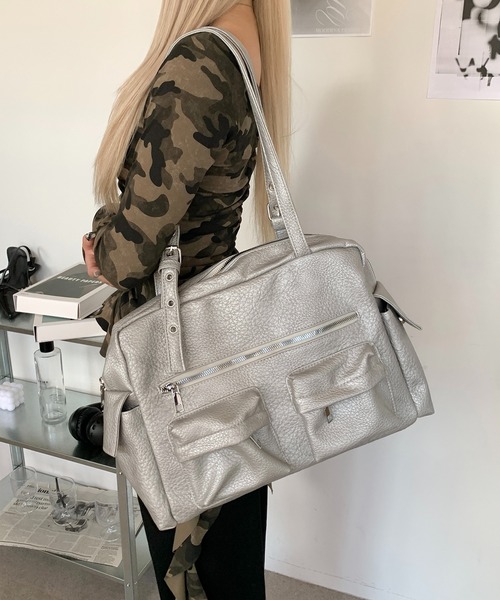 lilful ショルダーバッグ バッグ 「A4収納可能！」マルチポケット