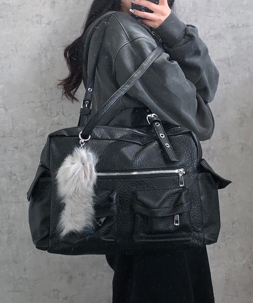 lilful ショルダーバッグ バッグ 「A4収納可能！」マルチポケット